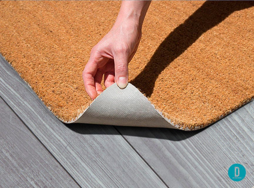 Bienvenido Doormat: Spanish Welcome Mat (Coir Fiber, Outdoor)