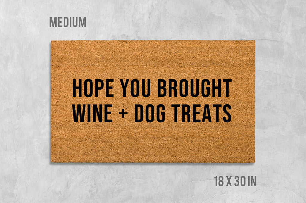 Welcome Doormat: Wine and Dog Treats Greeting (Coir, Latex)