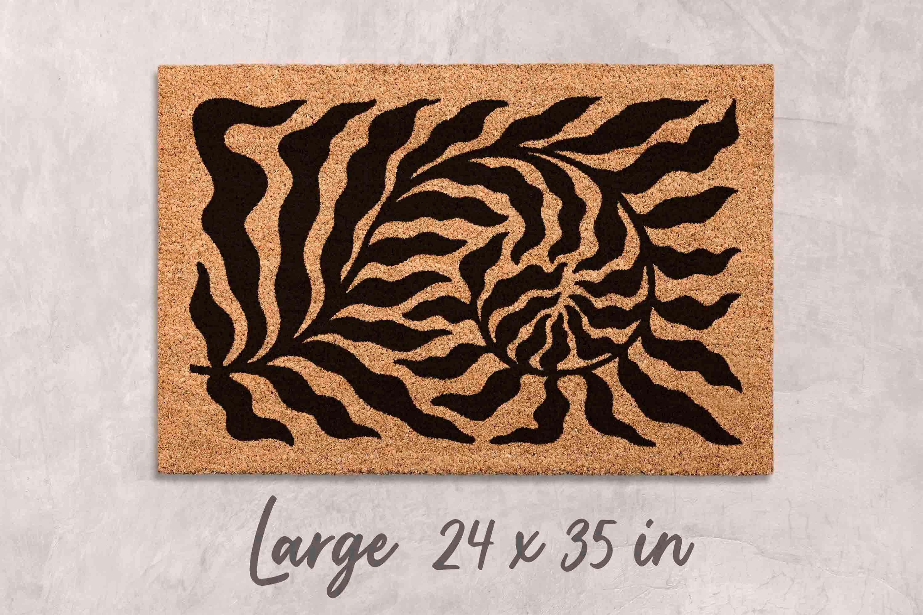 Custom Leaf Doormat: Floral Design - Minimalist Modern Style